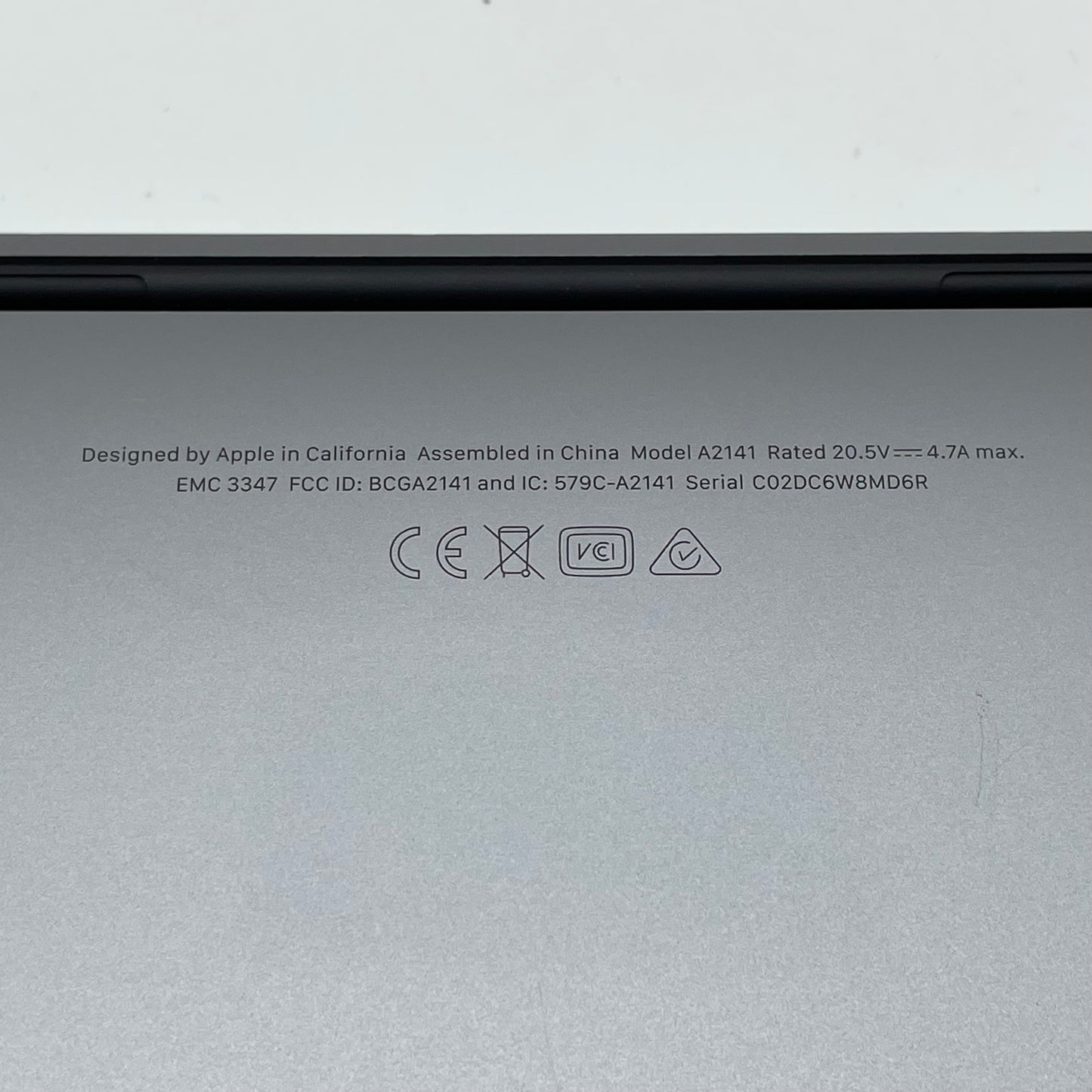 2019 Apple MacBook Pro 16" i9 2.4GHz 32GB RAM 512GB SSD Silver A2141