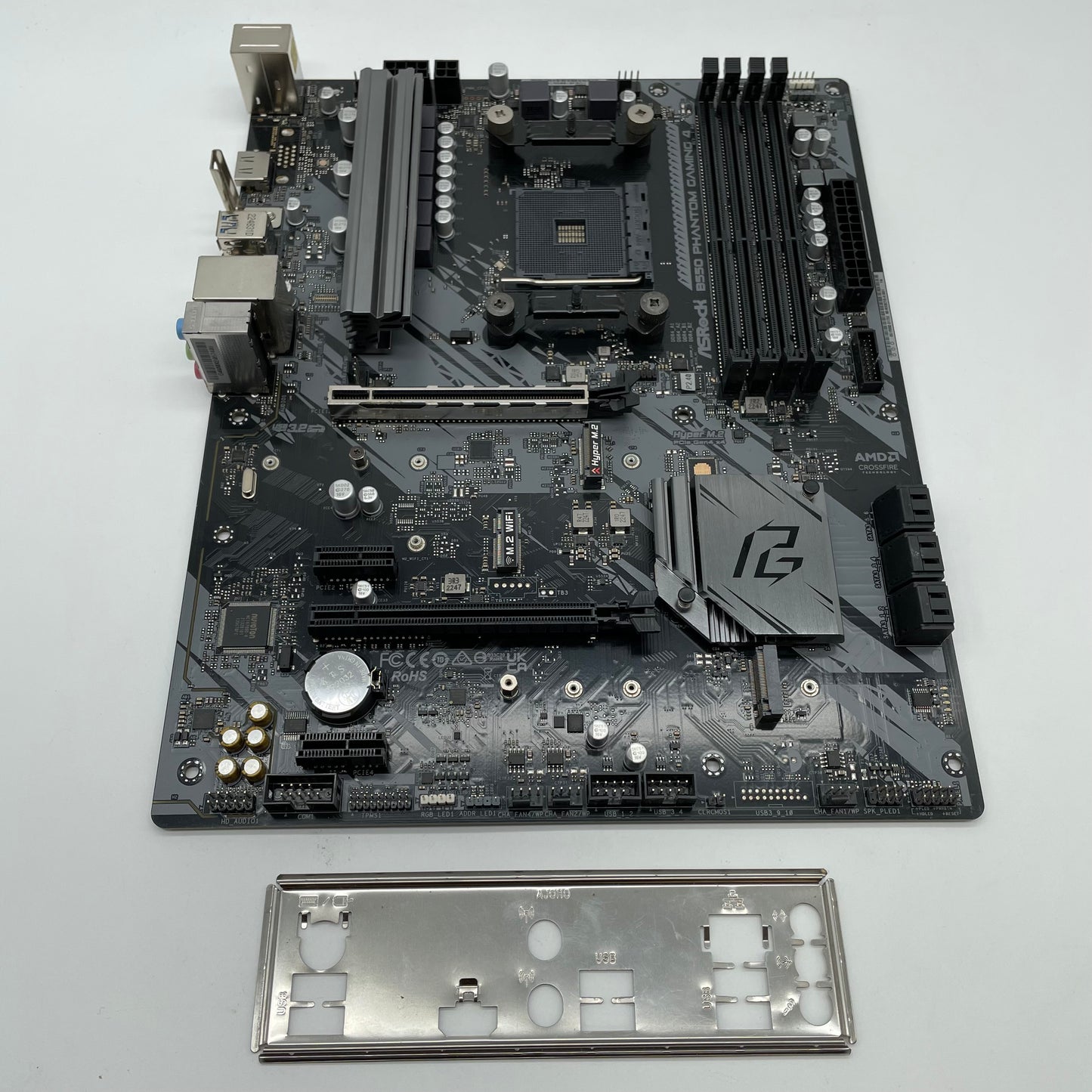 AsRock B550 Phantom Gaming 4 AM4 ATX AMD DDR4 Motherboard