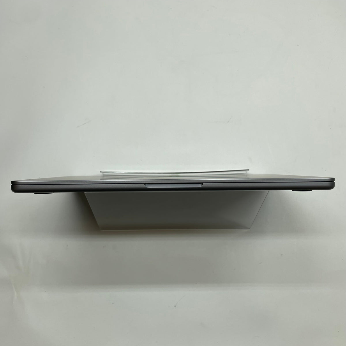 2022 Apple MacBook Air 13.6" M2 8C GPU 3.5GHz 8GB RAM 256GB SSD MLXW3LL/A