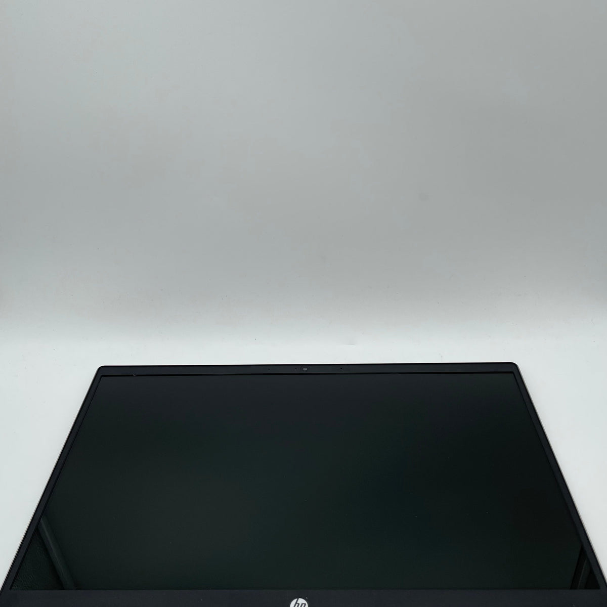 HP Pavilion 15-CW1012IA 15.6" Ryzen 3 3300U 2.1GHz 12GB RAM 1TB HDD 128GB SSD